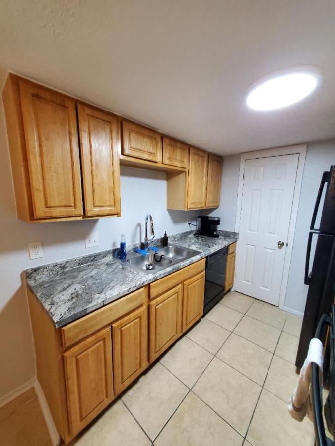Condo Near Downtown Austin - 2Br Exterior photo